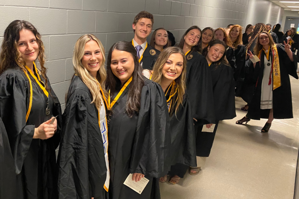 Hundreds of Students Become Knight Nurses After Spring 2023 Commencement -  UCF College of Nursing