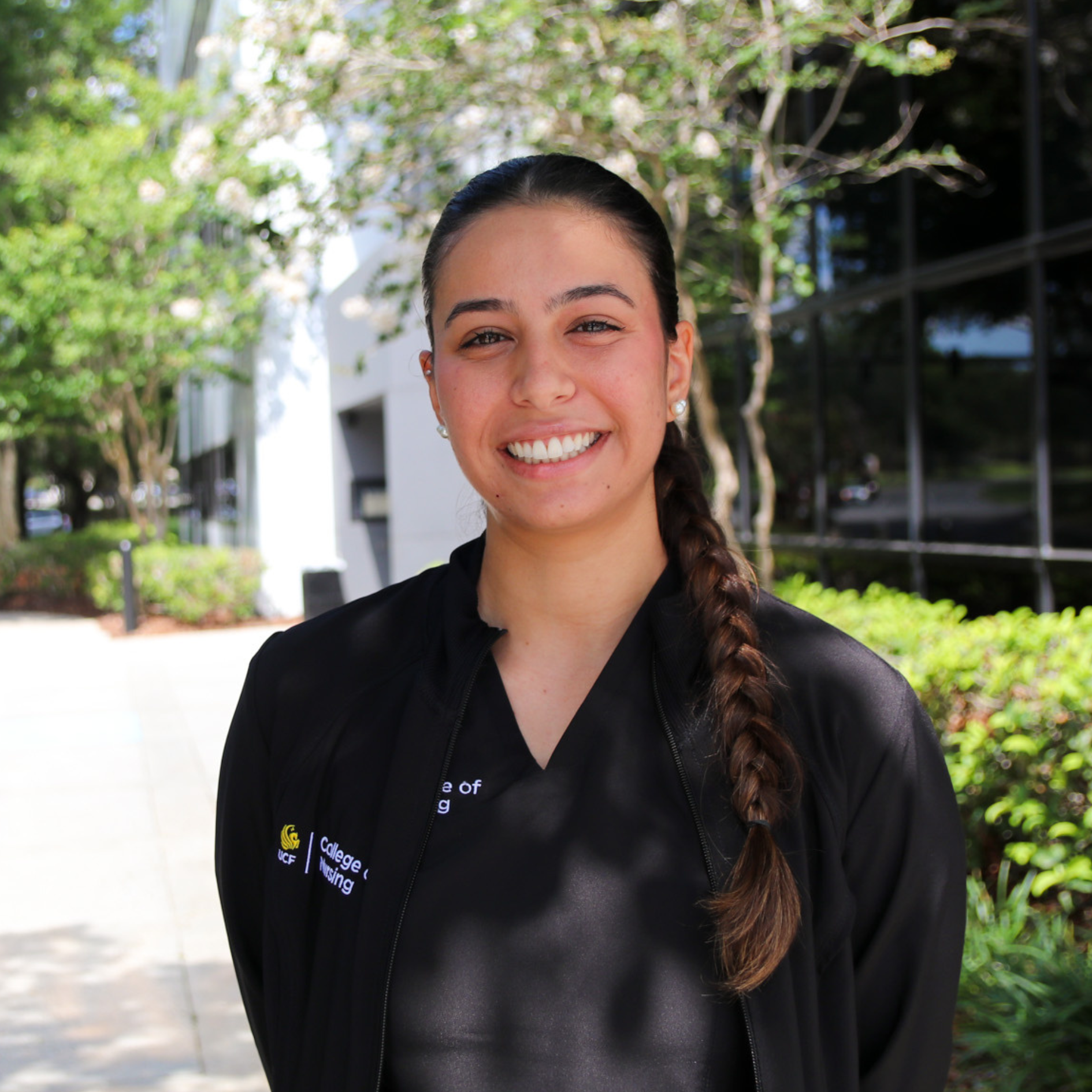 UCF nursing student Isadora Pazetti Nunes