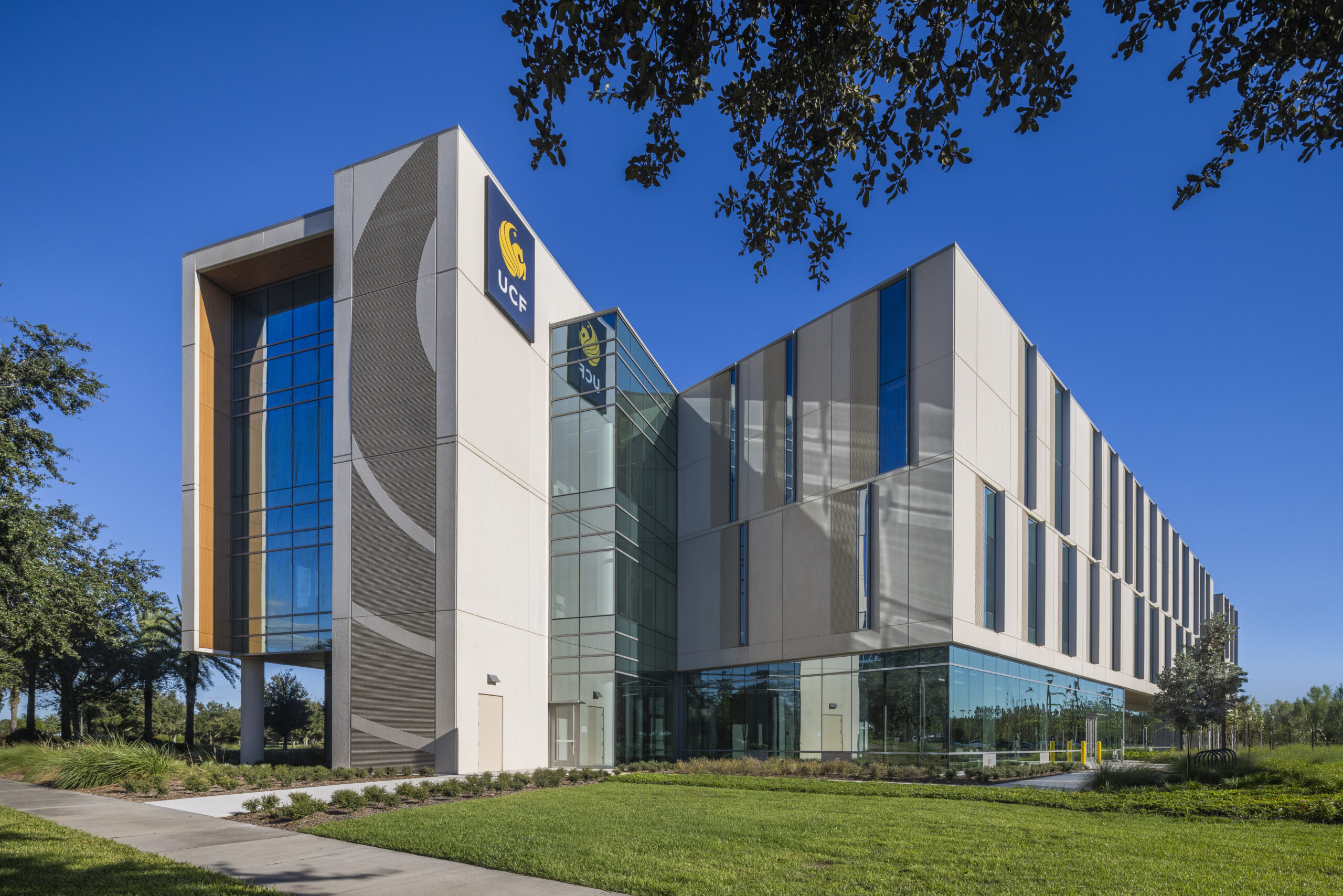 Dr. Phillips Nursing Pavilion